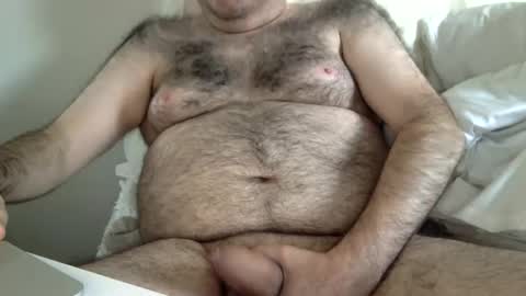 elabear online show from April 19, 2:38 pm