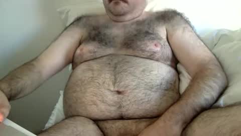 elabear online show from April 19, 11:29 pm