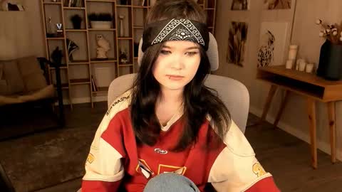 Snapshot of elainebeness chatting on October 8, 7:44 pm Your sweet girl online show from October 8, 7:44 pm