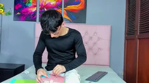 Elan Giralon online show from January 13, 11:21 pm