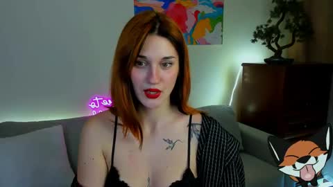 Elani online show from April 18, 7:58 pm