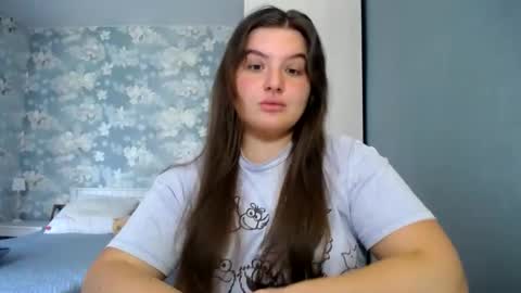 Elanis online show from April 24, 10:28 am