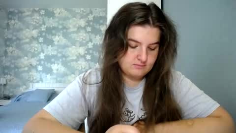 Elanis online show from July 27, 12:56 pm