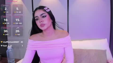 Snapshot of elara_bloom_ chatting on July 2, 4:29 am elara_bloom_ online show from July 2, 4:29 am
