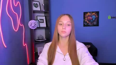 Snapshot of elara_night1 chatting on March 20, 4:34 pm Elara online show from March 20, 4:34 pm