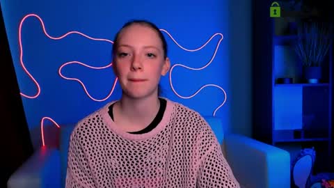 Snapshot of elara_night1 chatting on April 10, 9:25 am Elara online show from April 10, 9:25 am