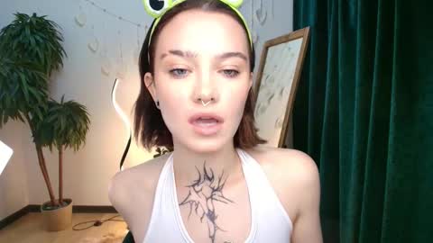 Snapshot of elastikiss chatting on October 19, 2:12 am elastikiss online show from October 19, 2:12 am