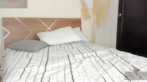 Ela online show from November 12, 9:47 pm