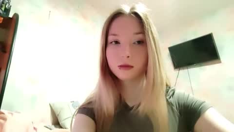 MIa online show from March 3, 8:09 am