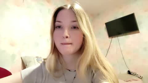 MIa online show from March 17, 10:51 am