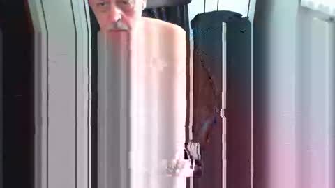 Snapshot of elbasca chatting on September 22, 11:12 am elbasca online show from September 22, 11:12 am