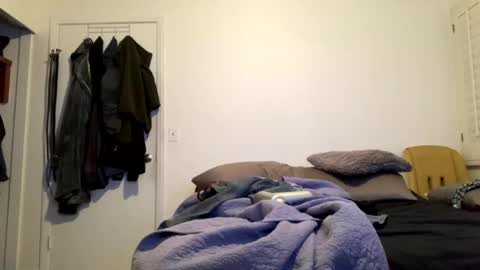 Snapshot of elckdog chatting on October 30, 3:19 am elckdog online show from October 30, 3:19 am