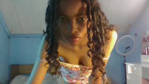 Snapshot of eldie69 chatting on November 7, 1:22 pm eldie69 online show from November 7, 1:22 pm