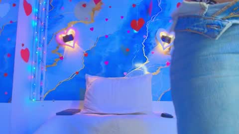 Eleanor Rigby online show from February 7, 3:21 am