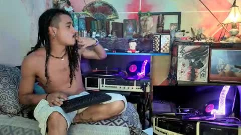 Sir Eleazar online show from December 3, 4:42 am
