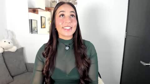 Electra- Please help me reach 100 likes online show from March 20, 2:05 am