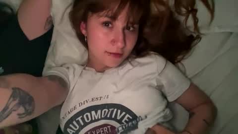 Snapshot of electra_kuznetsova chatting on April 5, 6:54 am Im Meleena online show from April 5, 6:54 am