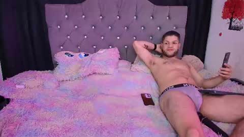 Snapshot of electra_queen1 chatting on August 3, 9:04 am Electra online show from August 3, 9:04 am