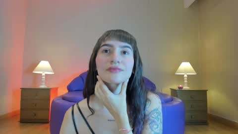 Snapshot of electraraptiss chatting on February 5, 1:00 pm - online show from February 5, 1:00 pm