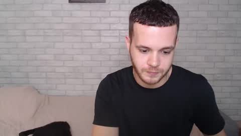 Snapshot of electric_smile chatting on October 25, 8:33 am Alex online show from October 25, 8:33 am