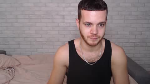 Snapshot of electric_smile chatting on November 1, 3:25 pm Alex online show from November 1, 3:25 pm