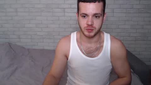 Snapshot of electric_smile chatting on November 9, 5:33 pm Alex online show from November 9, 5:33 pm