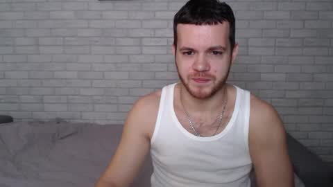 Snapshot of electric_smile chatting on November 21, 5:17 am Alex online show from November 21, 5:17 am