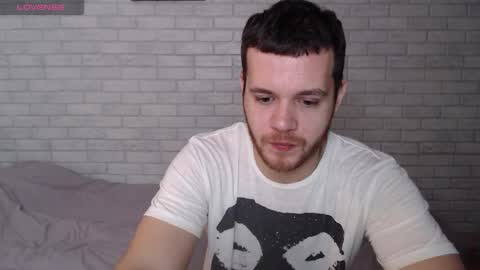 Snapshot of electric_smile chatting on November 27, 4:58 am Alex online show from November 27, 4:58 am