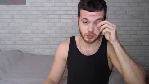 Snapshot of electric_smile chatting on November 29, 5:43 am Alex online show from November 29, 5:43 am