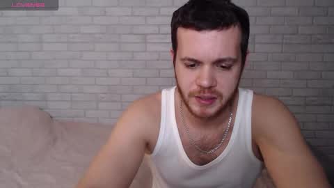 Snapshot of electric_smile chatting on December 14, 1:38 pm Alex online show from December 14, 1:38 pm