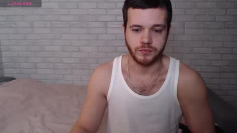 Snapshot of electric_smile chatting on December 15, 5:12 am Alex online show from December 15, 5:12 am