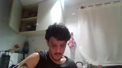 Snapshot of electrodreams chatting on September 19, 12:45 am electrodreams online show from September 19, 12:45 am