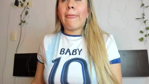 Electra  online show from February 22, 3:23 am