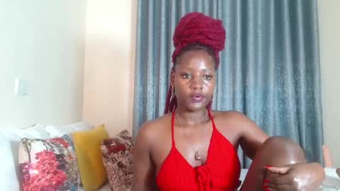 Snapshot of elegant_ebony chatting on December 5, 11:38 am Nika online show from December 5, 11:38 am