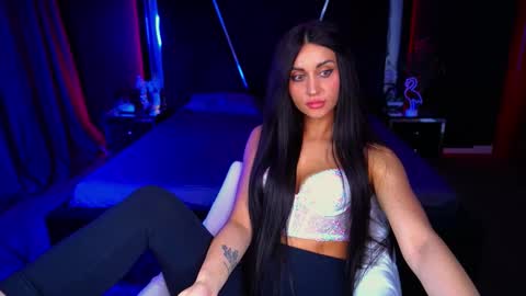 Snapshot of elegant_mysterious chatting on September 14, 2:44 am elegant_mysterious online show from September 14, 2:44 am