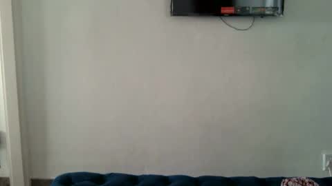 Snapshot of elegentaura chatting on September 10, 7:08 am Kaykay online show from September 10, 7:08 am