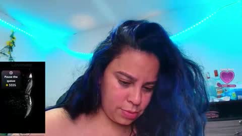 Snapshot of elektra_32 chatting on November 24, 2:28 pm elektra online show from November 24, 2:28 pm