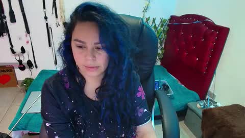 Snapshot of elektra_32 chatting on November 25, 12:16 pm elektra online show from November 25, 12:16 pm