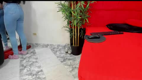 Elena  Derek online show from December 9, 12:30 pm