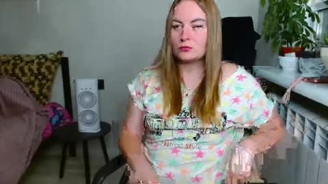 Elena online show from August 5, 7:06 pm