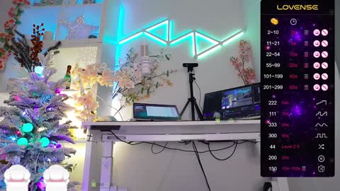 Snapshot of elena_marilyn chatting on January 3, 1:16 am Elena online show from January 3, 1:16 am