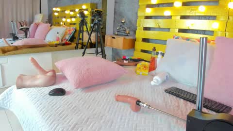 Elena online show from February 15, 10:21 pm