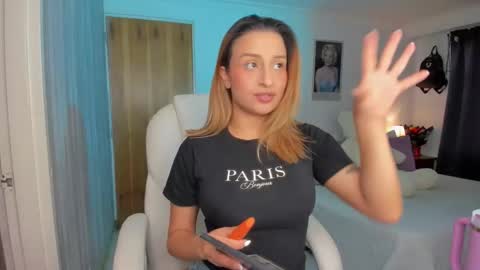 Snapshot of elena_ruiz chatting on September 27, 6:57 pm Elena online show from September 27, 6:57 pm