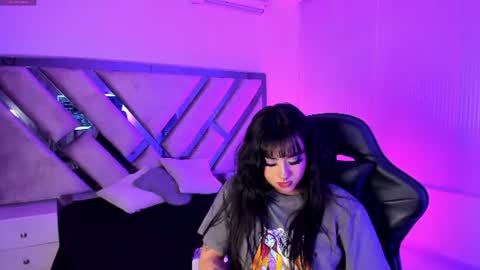 Snapshot of elena_tylor chatting on July 13, 12:57 am elena_tylor online show from July 13, 12:57 am