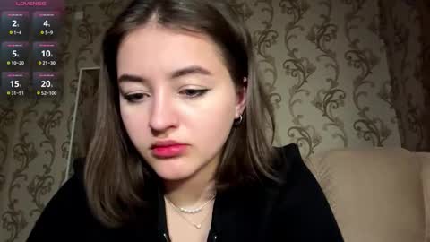 Mia online show from March 9, 6:12 pm