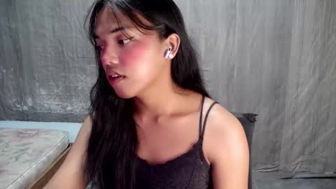 elenacum online show from October 17, 12:52 pm