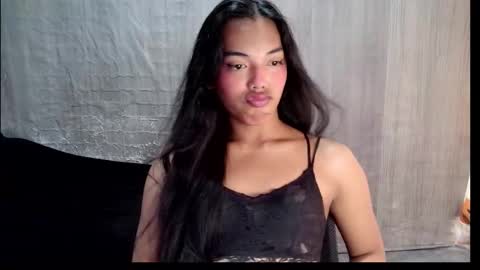 elenacum online show from November 18, 5:23 am