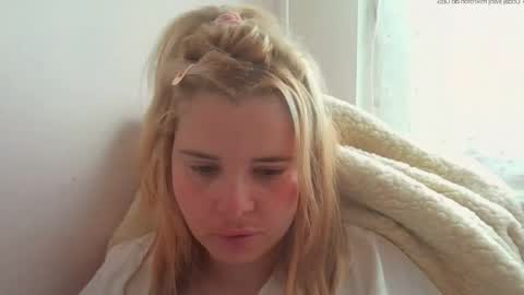 Elena online show from May 7, 10:31 am