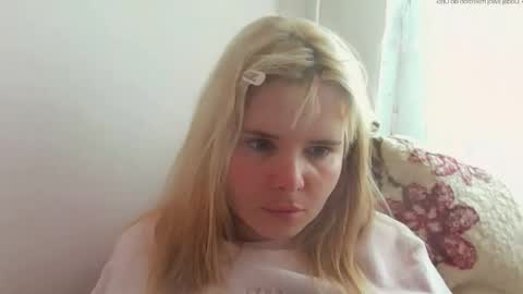Snapshot of elenaflirt chatting on May 11, 3:07 pm Elena online show from May 11, 3:07 pm