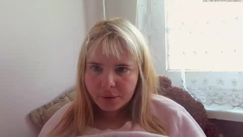 Snapshot of elenaflirt chatting on May 14, 10:55 am Elena online show from May 14, 10:55 am